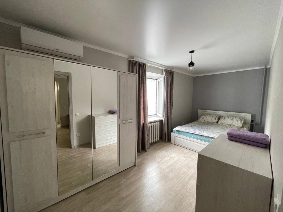 Apartment On Kievskaya Street Biskek Kültér fotó