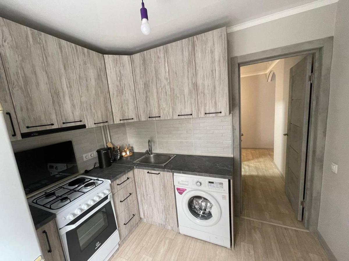 Apartment On Kievskaya Street Biskek Kültér fotó
