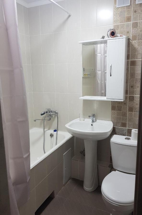 Apartment On Kievskaya Street Biskek Kültér fotó